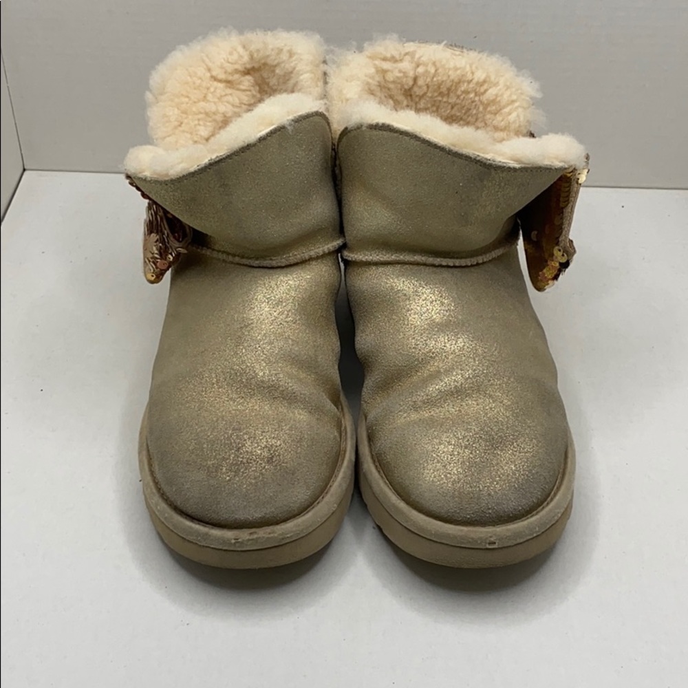 Sparkle Beige Ugg with gold bow ankle high